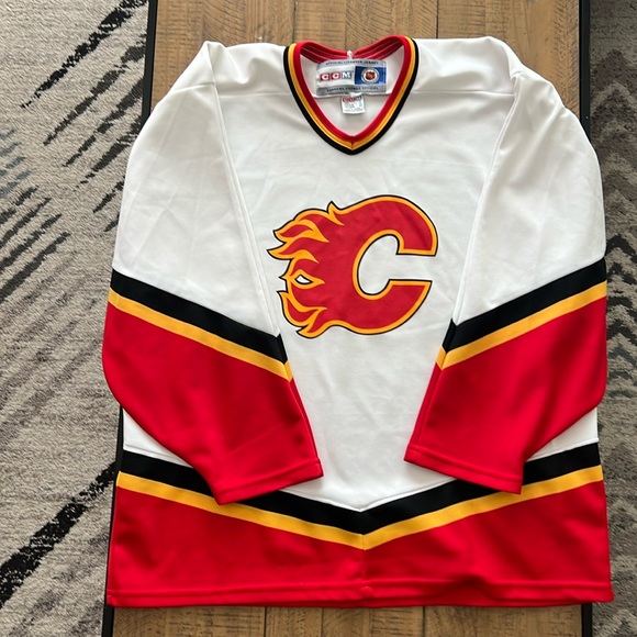 Calgary Flames Hockey Jersey - Size XL - Picture 1 of 10